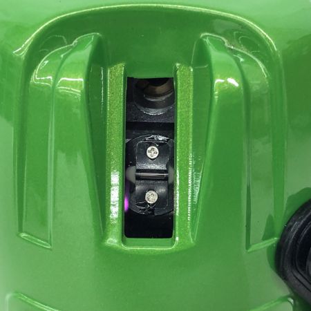 ДД 山真  レーザー機器 レーザー墨出し器 付属品完備 GA-04BB グリーン