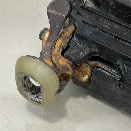  MAKITA マキタ 高圧エアビス打ち機 AR320HR レッド