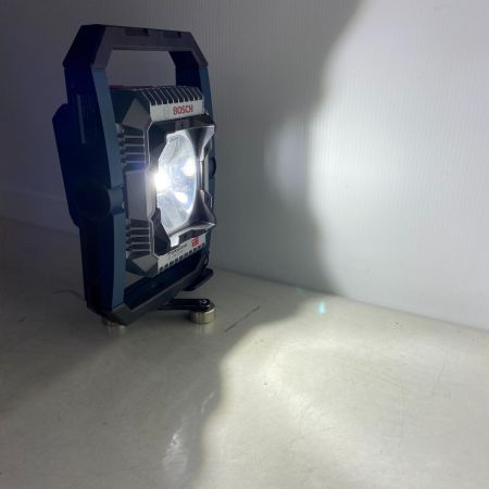  BOSCH ボッシュ  投光器 BOSCH GLI 18V-2200 C ブルー 充電池1個付 18v GLI 18V-2200 C ブルー