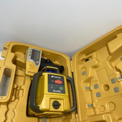 ΦΦ TOPCON  レーザー機　 ローティングレーザー　ケース・受光器付き RL-H4C カーキ Cランク