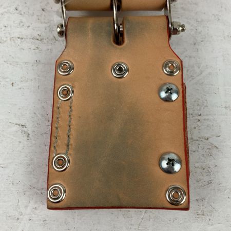 切手　分革　中国 ЗЗ KNICKS ヌメ革 自在ホルダー KN-SE ナチュラル - 中古工具・電動