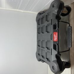 ΦΦ Milwaukee 工具関連用品　キャスター PACKOUT レッド Cランク