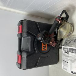 ΦΦ MAX マックス エアツール　エア釘打ち　ケース付 高圧 HN-50N3 ブラック×レッド Dランク