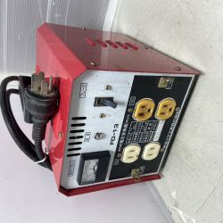 ΦΦ shindaiwa 新ダイワ  変圧器　 200v FD-13 レッド Cランク