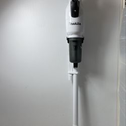 ΦΦ MAKITA マキタ クリーナー　18v CL286FD ホワイト Aランク