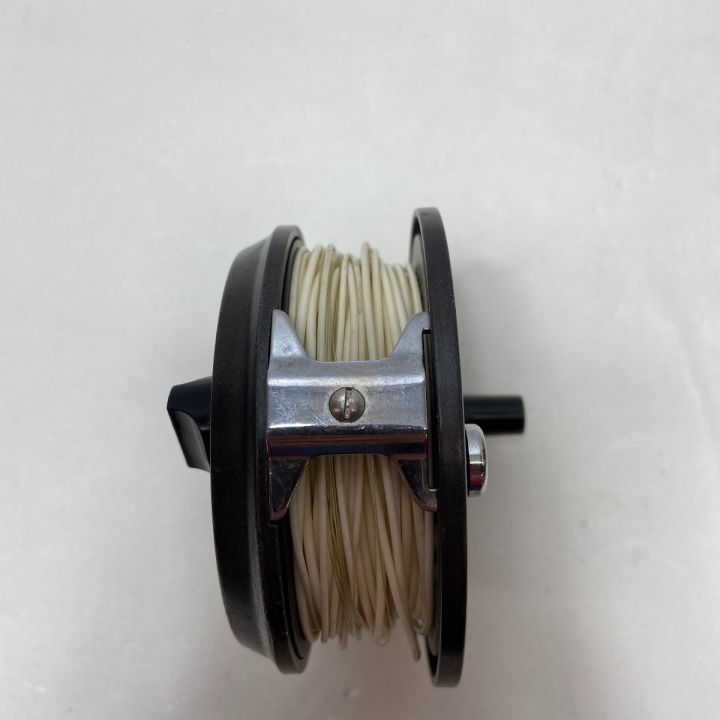 ΨΨ ORVIS フライリール バテンキルディクス7/8 ケース付き - 中古