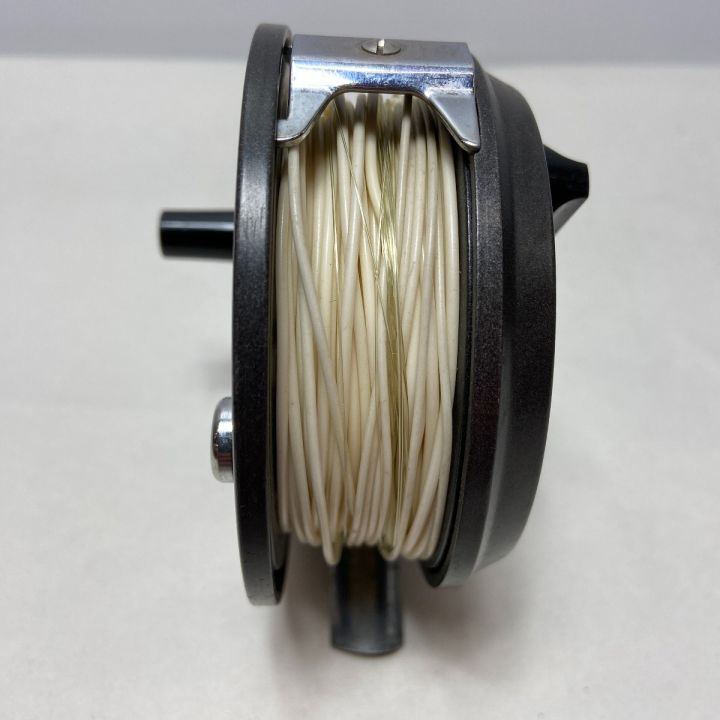 ΨΨ ORVIS フライリール バテンキルディクス7/8 ケース付き - 中古