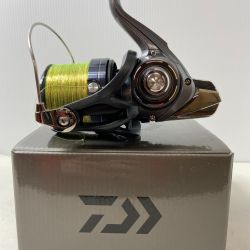 ΨΨ DAIWA ダイワ スピニングリール　17クロスキャスト　4500　箱付き 00059661 Bランク