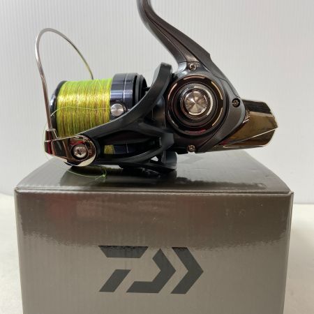 ΨΨ DAIWA ダイワ スピニングリール　17クロスキャスト　4500　箱付き 00059661