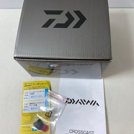 ΨΨ DAIWA ダイワ スピニングリール　17クロスキャスト　4500　箱付き 00059661