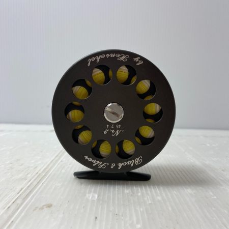 ΨΨ Henschel フライリール　ブラック＆シルバーNO.2　本体のみ