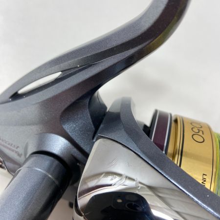 ΨΨ SHIMANO シマノ スピニングリール　アクティブキャスト1050　箱付き　替えスプール付き SA 43A