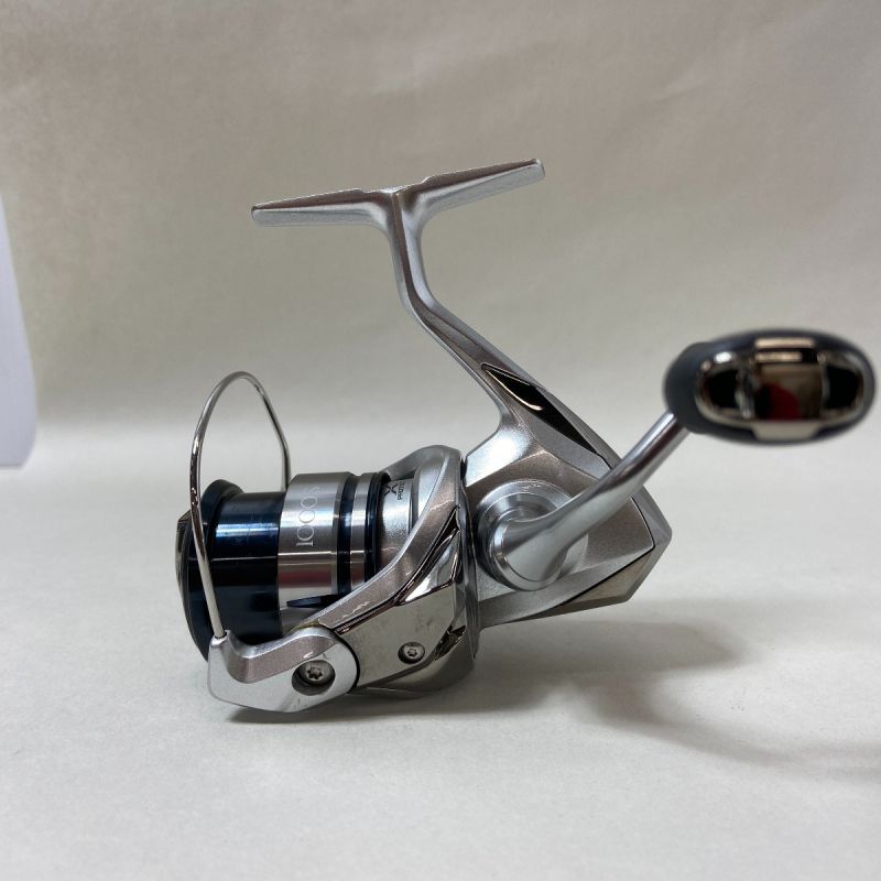 中古】ΨΨ SHIMANO シマノ スピニングリール 19ストラディック 1000S 箱