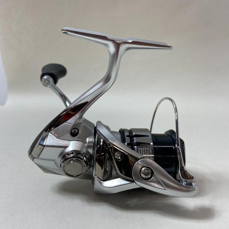 中古】ΨΨ SHIMANO シマノ スピニングリール 19ストラディック 1000S 箱