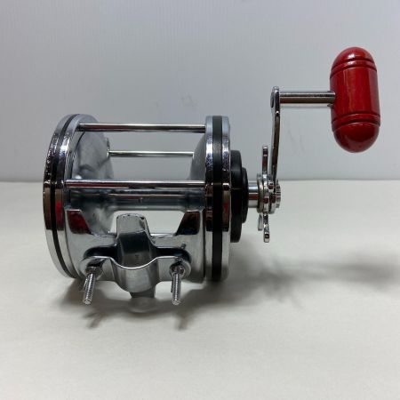 ΨΨ PENN 両軸リール　セネター9/0　本体のみ