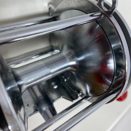 ΨΨ PENN 両軸リール　セネター9/0　本体のみ