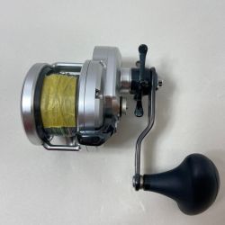 ΨΨ SHIMANO シマノ ベイトリール　11オシアジガー2000NR-PG RH70　本体のみ 02763 Bランク