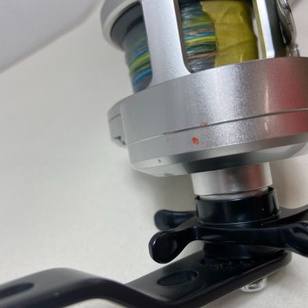 ΨΨ SHIMANO シマノ ベイトリール　11オシアジガー2000NR-PG RH70　本体のみ 02763