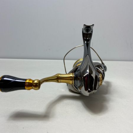 ΨΨ SHIMANO シマノ スピニングリール　14ステラ3000HG　箱付き 03247
