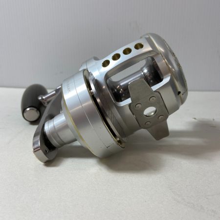 ΨΨ STUDIO OCEAN MARK ベイトリール　NLブルーヘブンL100Lo/R-MS　（21）箱付き