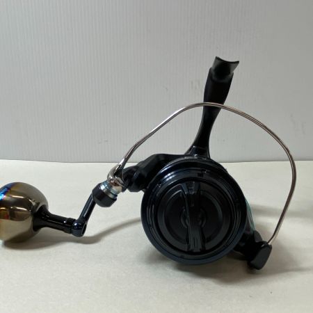 ΨΨ SHIMANO シマノ スピニングリール　ストラディックSW6000XG　箱付き 04247
