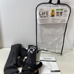 ΨΨ DAIWA ダイワ ライフジャケット　未使用品 DF-2608 Sランク