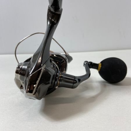 ΨΨ SHIMANO シマノ スピニングリール　20ツインパワー4000-D　本体のみ　 04144