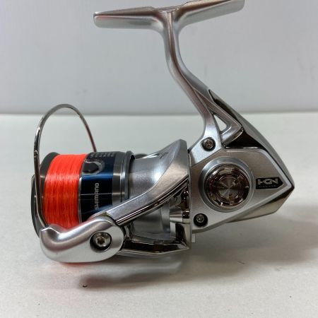 ΨΨ SHIMANO シマノ スピニングリール　15ストラディックC2000HGS　本体のみ　　 03409