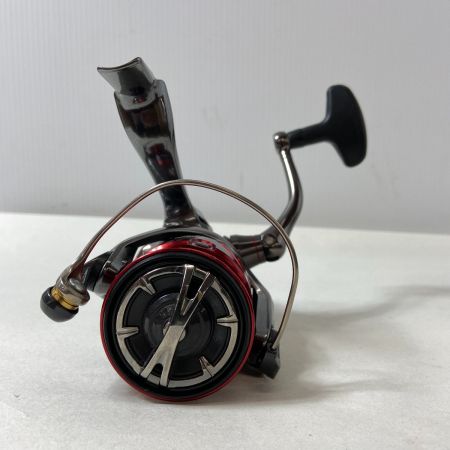 ΨΨ SHIMANO シマノ  スピニングリール　16ストラディックC14＋3000XGM　箱付き 03494