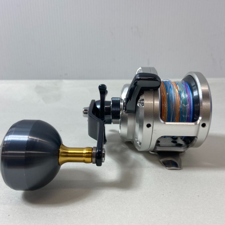 ΨΨ SHIMANO シマノ ベイトリール 12オシアジガー 2001NRPG 箱付 02891