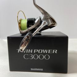 ΨΨ SHIMANO シマノ スピニングリール　15ツインパワー　C3000 　箱付 　　 03369 Aランク