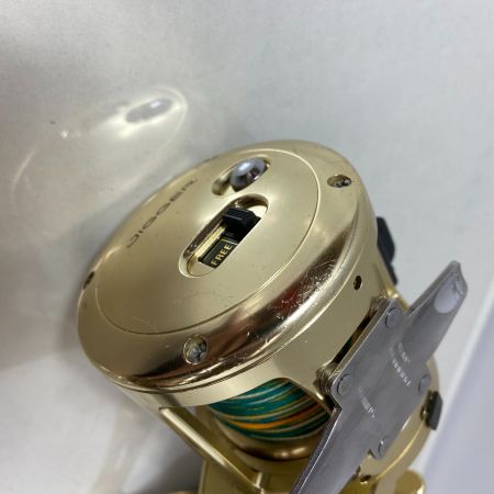 ΨΨ SHIMANO シマノ 両軸リール　RH ３０２ スコーピオンオシアジガー　3000P　袋付き RH 302