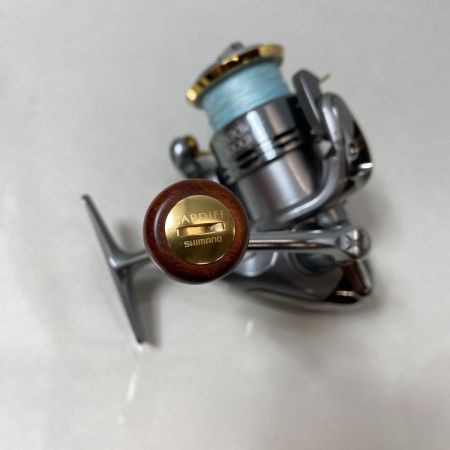 SHIMANO シマノ スピニングリール　11ツインパワー C3000HG　 箱・カーディフハンドルノブ付き　 02697