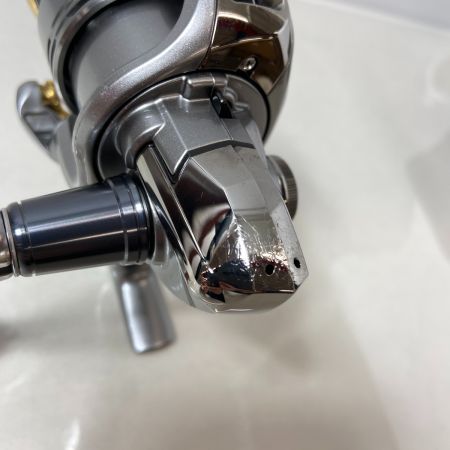 ΨΨ SHIMANO シマノ スピニングリール　11ツインパワー C3000HG　 箱・カーディフハンドルノブ付き　 02697