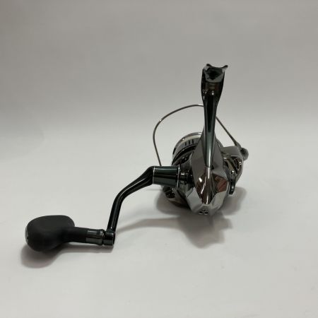 SHIMANO シマノ スピニングリール　22ステラ4000M　箱付　 043948