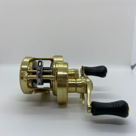 ΨΨ SHIMANO シマノ  ベイトリール　14カルカッタコンクエスト 201　箱付　　 03205