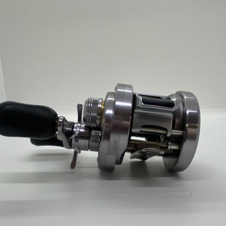 ΨΨ SHIMANO シマノ  ベイトリール　 10カルカッタコンクエスト　101DC　箱付 　　　 02280