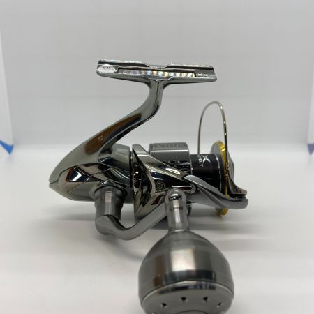ΨΨ SHIMANO シマノ スピニングリール　18ステラC5000XG　箱付 03811