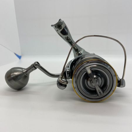 ΨΨ SHIMANO シマノ スピニングリール　18ステラC5000XG　箱付 03811