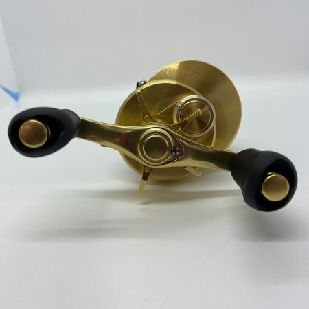 ΨΨ SHIMANO シマノ ベイトリール　14カルカッタコンクエスト201　箱付 03205