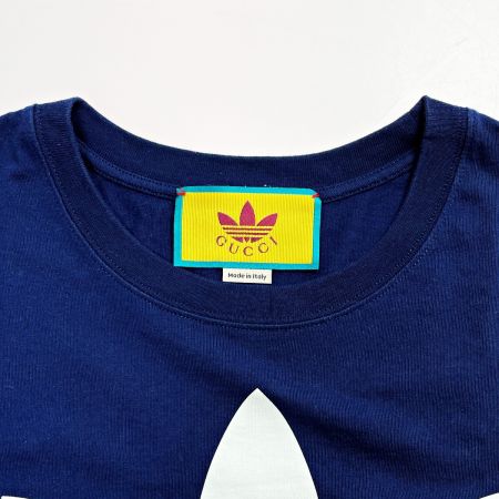 GUCCI グッチ adidasコラボ ロゴプリント半袖Tシャツ ネイビー SIZE XS メンズ 箱有｜中古｜なんでもリサイクルビッグバン