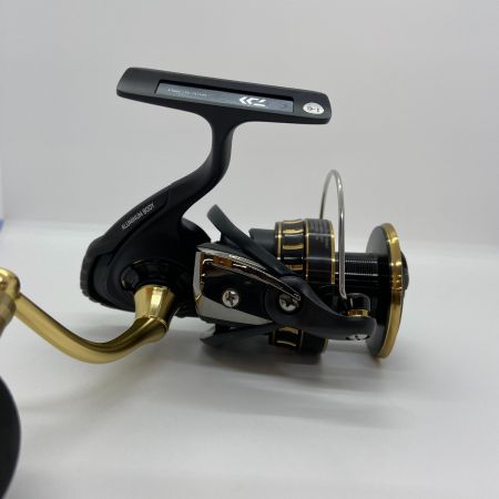ΨΨ DAIWA ダイワ スピニングリール　23BG SW5000D-CXH　箱付 00065061