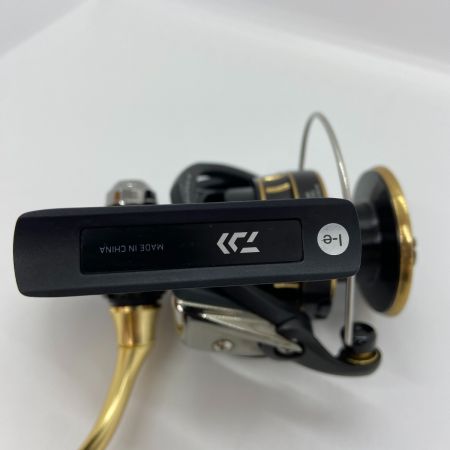 ΨΨ DAIWA ダイワ スピニングリール　23BG SW5000D-CXH　箱付 00065061