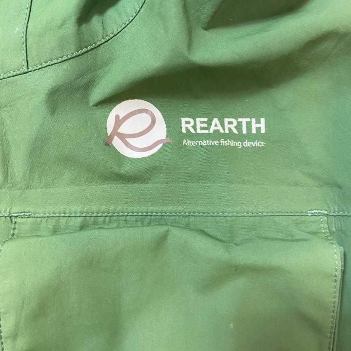 リトルプレゼンツ　フィッシングジャケット Mサイズ オリーブグリーン ΨΨ Rearth フィッシングジャケット Mサイズ グリーン - 中古釣り