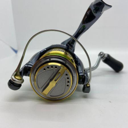ΨΨ SHIMANO シマノ スピニングリール　 10ステラ 2000 02428