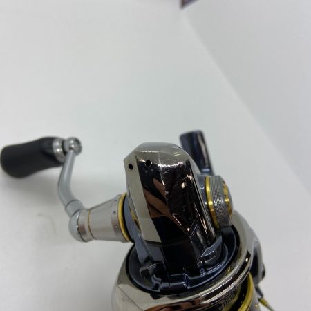 ΨΨ SHIMANO シマノ スピニングリール　 10ステラ 2000 02428