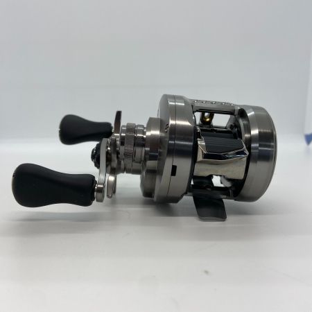 ΨΨ SHIMANO シマノ  両軸リール　23カルカッタコンクエストBFS XGL　箱付 045713
