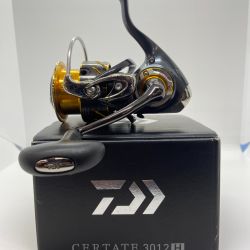 ΨΨ DAIWA ダイワ  スピニングリール 　 13セルテート 3012H 　 箱付き シャリ感あり 056157 Bランク