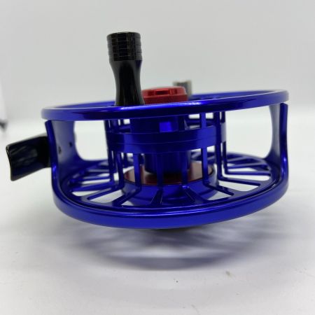 ΨΨ  フライリール　マックスキャッチ AVID7/8 箱付