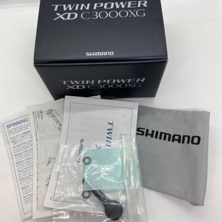 ΨΨ SHIMANO シマノ スピニングリール　　 17ツインパワーXD C3000XG　　箱付 03746